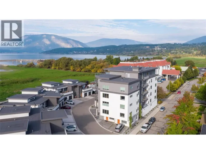 131 Harbourfront Drive NE Unit# 202, Salmon Arm