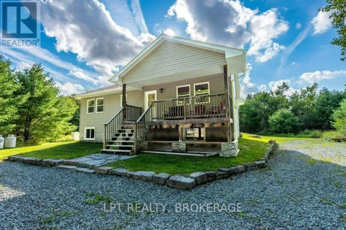 131 LEISURE POINT ROAD, Rideau Lakes