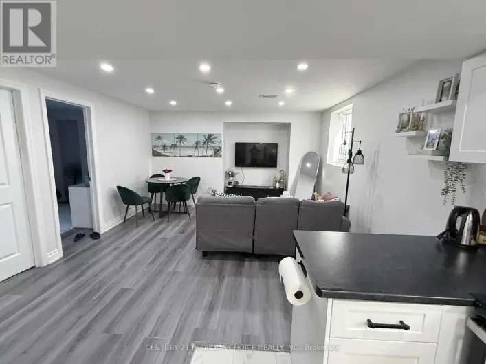 131 LOCKER PLACE, Milton