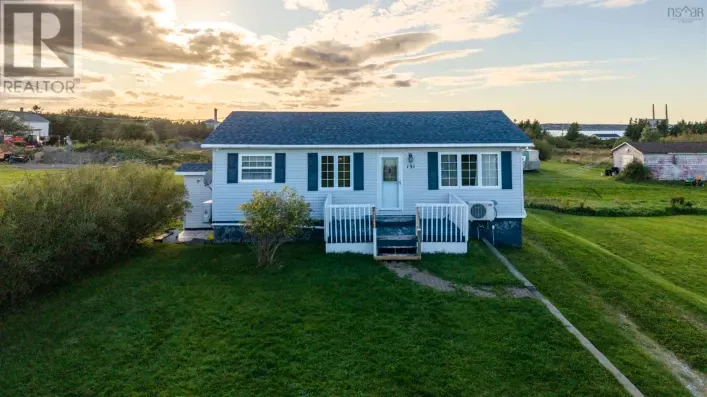 House for sale: 131 Ocean Avenue, Dominion