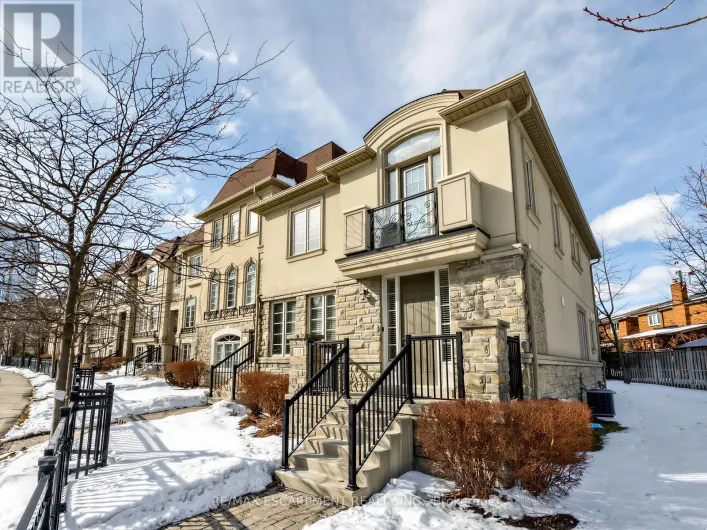 131 ROBERT SPECK PARKWAY, Mississauga