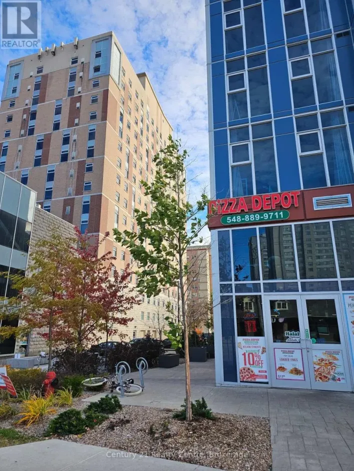 131 UNIVERSITY AVENUE W, Waterloo