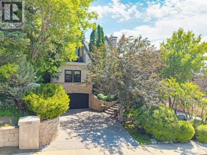 1310 15 Street NW, Calgary