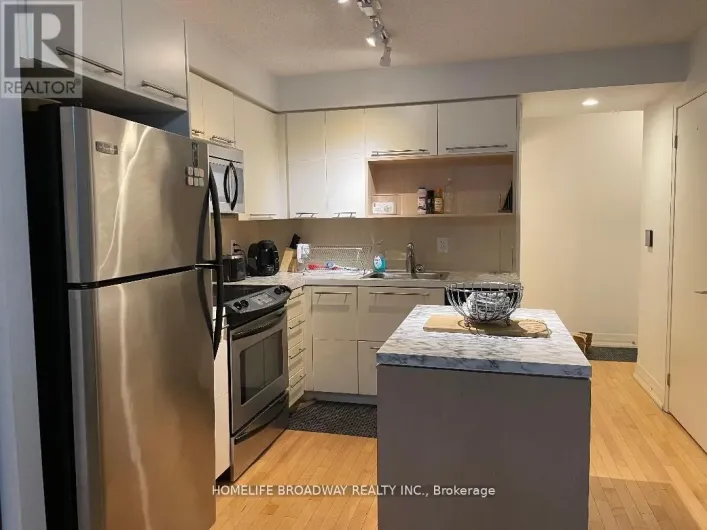 1310 - 25 CARLTON STREET, Toronto