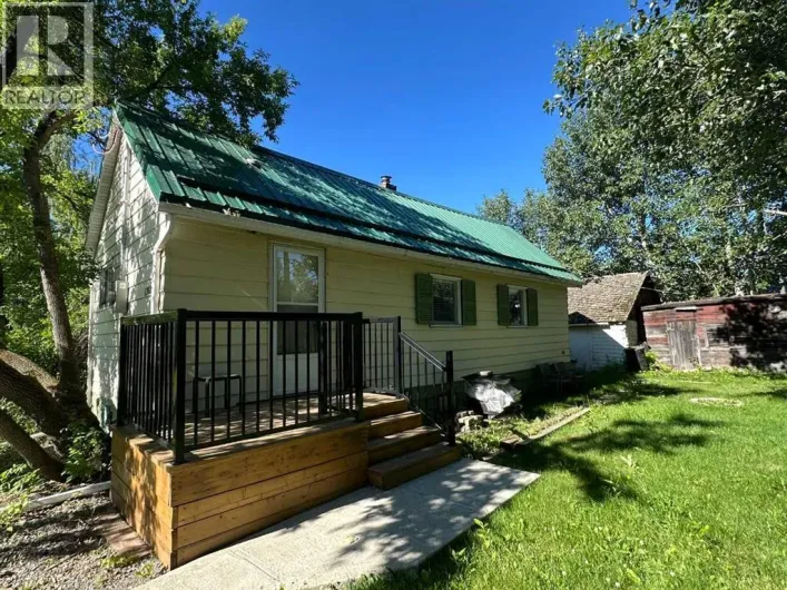 1310 84 Street, Coleman