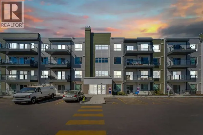 1311, 33 Carringham Gate NW, Calgary