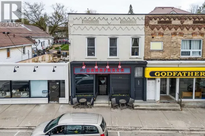 131-133 GARAFRAXA STREET S, West Grey