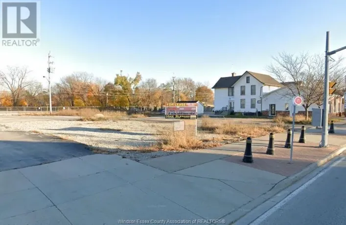 131-135 SANDWICH STREET South, Amherstburg