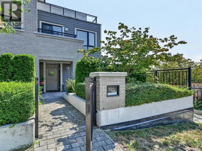 1312 FIFTH AVENUE, New Westminster