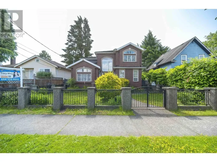 1312 TENTH AVENUE, New Westminster