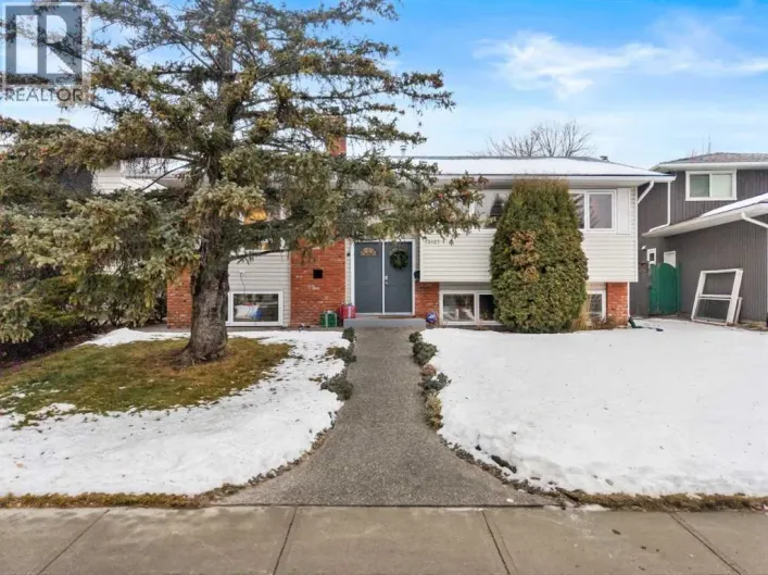 13127 Lake Crimson Drive SE, Calgary