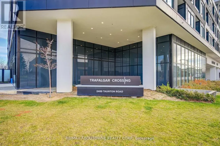 1313 - 2489 TAUNTON ROAD, Oakville