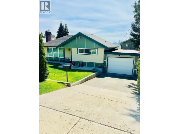 1314 THOMAS AVENUE, Coquitlam