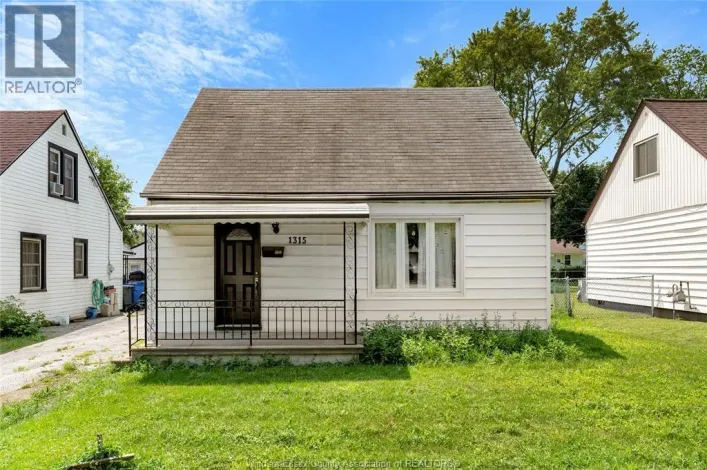 1315 PARTINGTON AVENUE, Windsor