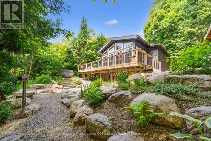 1315 WOLF CIRCLE, Algonquin Highlands