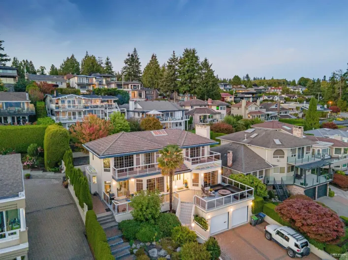 13151 13 AVENUE, Surrey