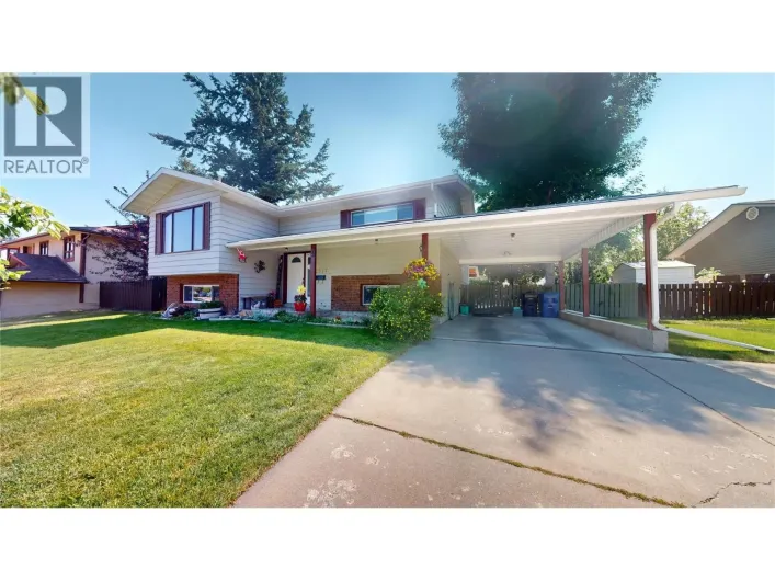 House for sale: 1317 16th Street S, Cranbrook