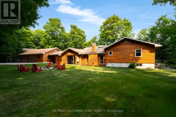 House for sale: 1319 WOLF CIRCLE, Algonquin Highlands