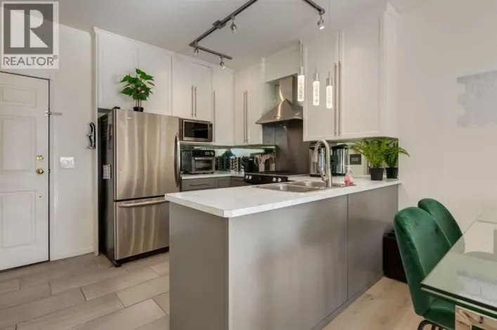 132, 1920 14 Avenue NE, Calgary