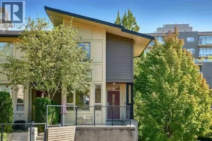 132 9229 UNIVERSITY CRESCENT, Burnaby