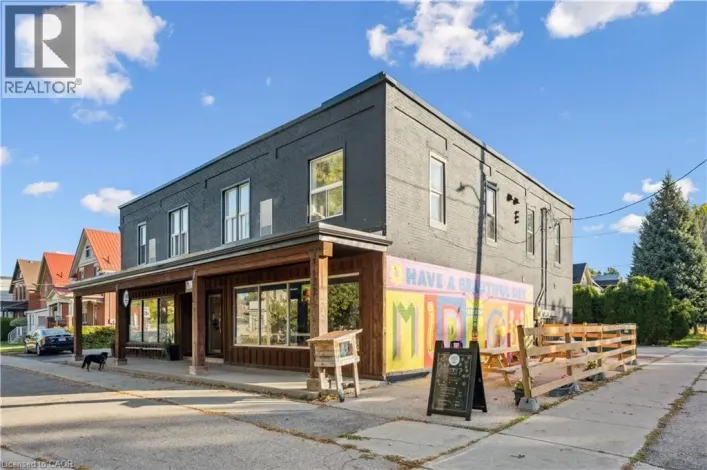 132 AHRENS Street W Unit# 2, Kitchener