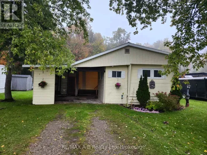 Mobile Home for sale: 132 ASH STREET, Perth East