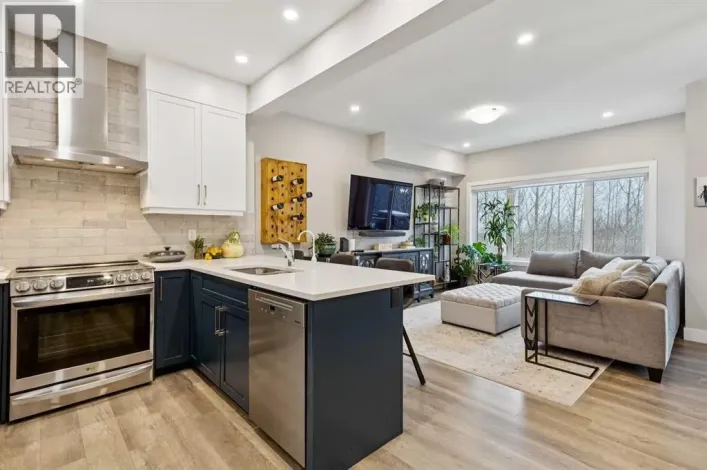 132 Crestridge Common SW, Calgary