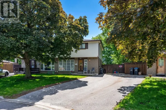 132 FALLINGDALE CRESCENT, Brampton