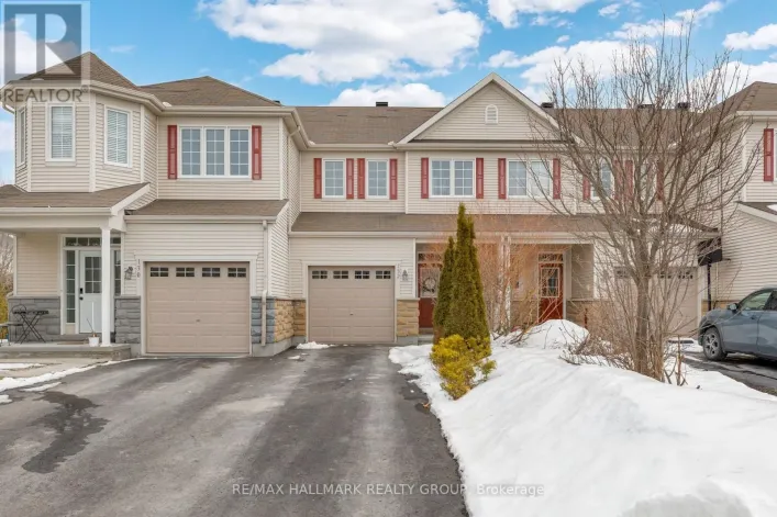 132 LARAMIE CRESCENT, Ottawa