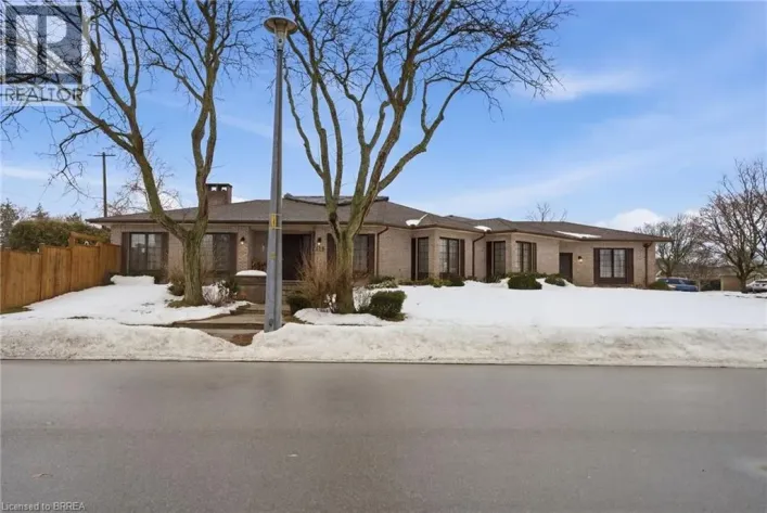 132 OAK Street, Simcoe