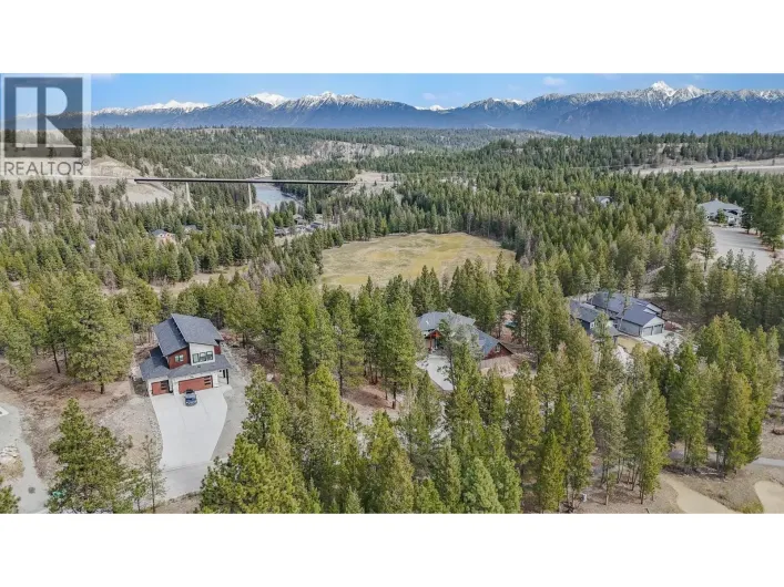 132 PLATEAU Place, Cranbrook