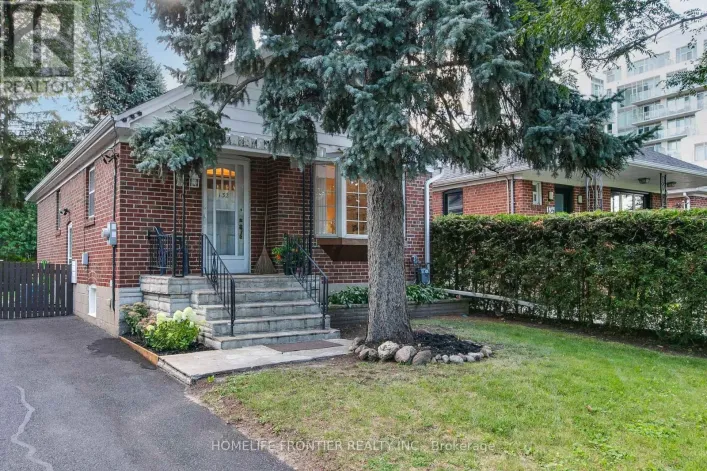 132 WESLEY STREET, Toronto