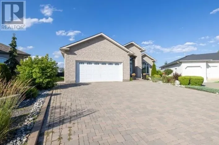 132 WOLVERINE CRESCENT, Thunder Bay