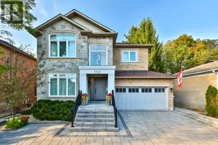 132 YORK MILLS ROAD, Toronto