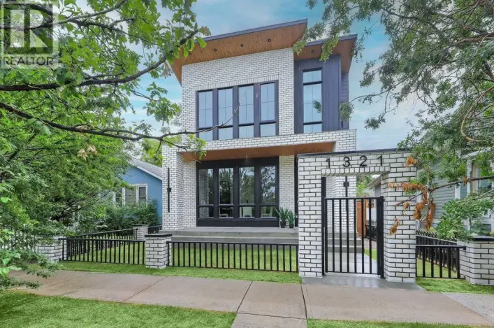 1321 10 Avenue SE, Calgary