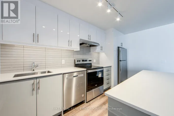 1321 - 3030 PHARMACY AVENUE, Toronto