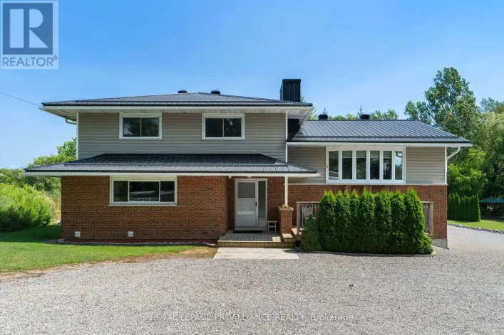 1321 COUNTY ROAD 2 ROAD W, Leeds and the Thousand Islands
