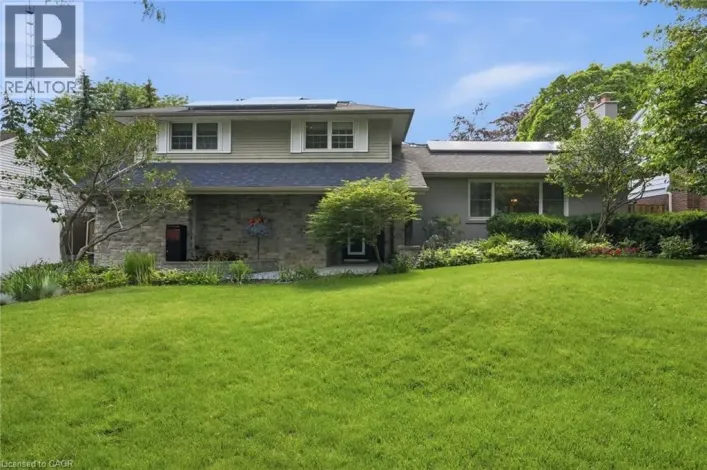 1321 FAIRWAY Court, Burlington