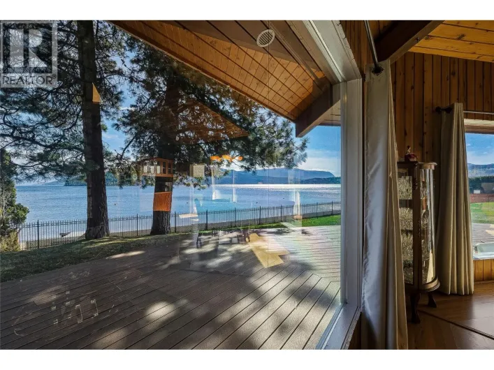 1322 & 1318 Deodar Road, Scotch Creek