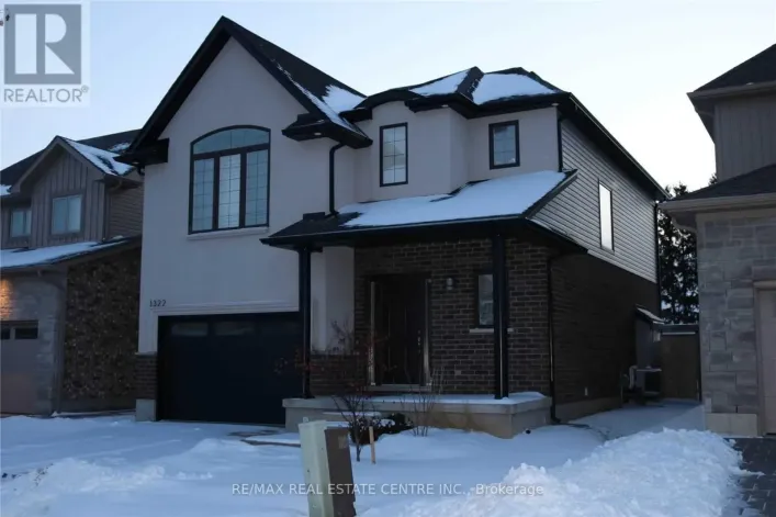 1322 PLEASANTVIEW DRIVE, London North