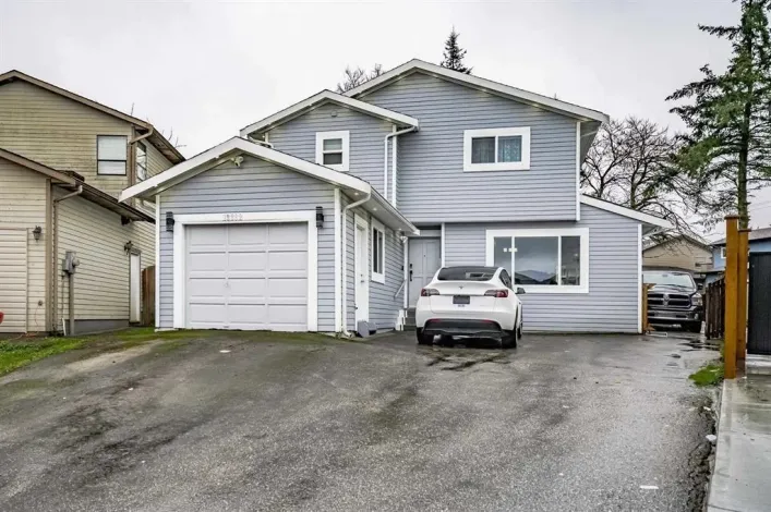 13232 82 AVENUE, Surrey