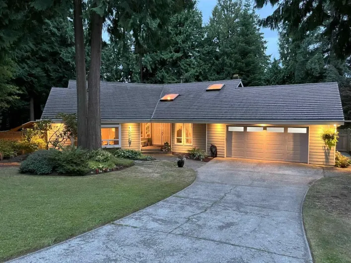 13247 17A AVENUE, Surrey