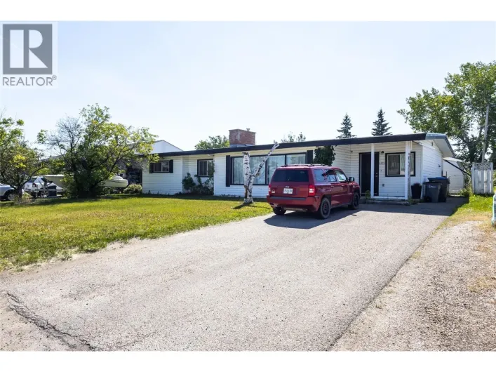 1325 115 Avenue, Dawson Creek