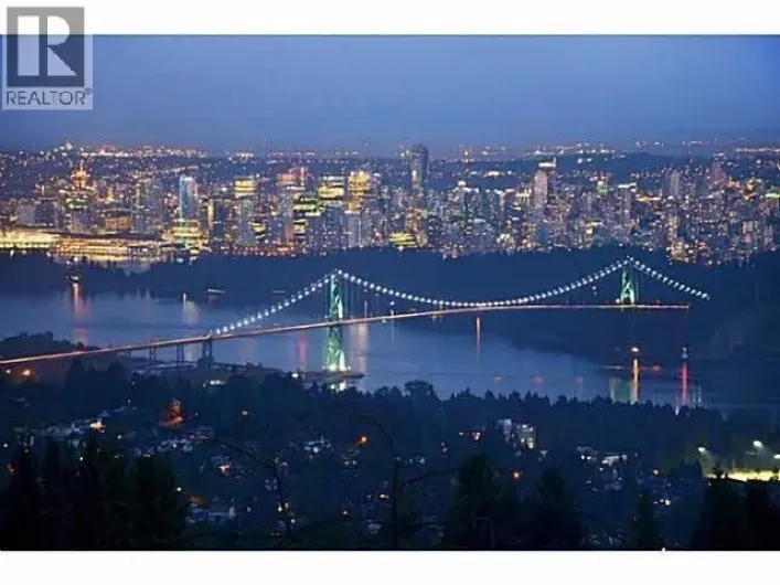 1328 CAMMERAY ROAD, West Vancouver