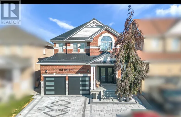 1328 ROLPH TERRACE, Milton