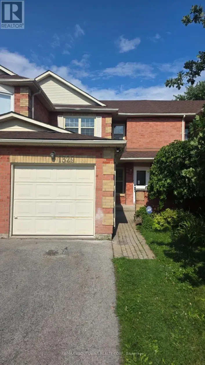1329 MONTCLAIR DRIVE, Oakville