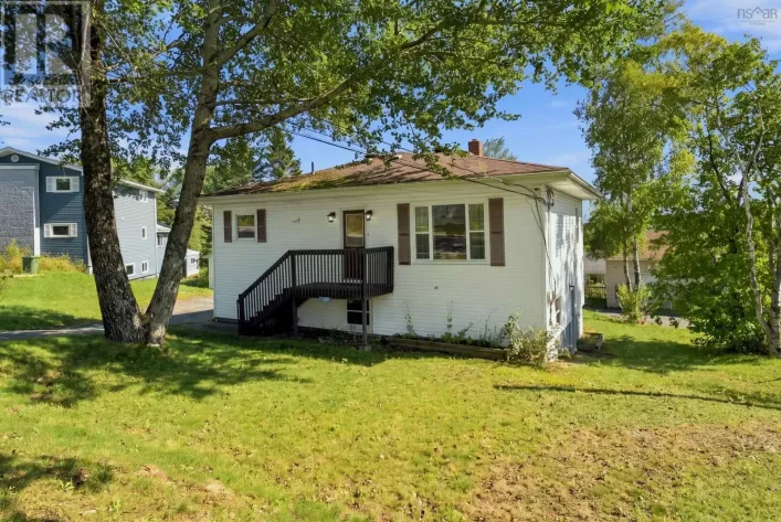 1329 Sackville Drive, Sackville