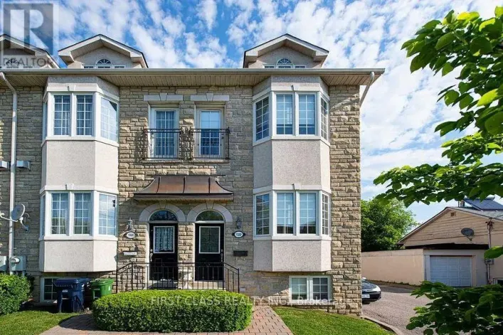 132D FINCH AVENUE E, Toronto