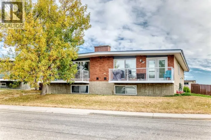 133 & 135 Huntford Close NE, Calgary