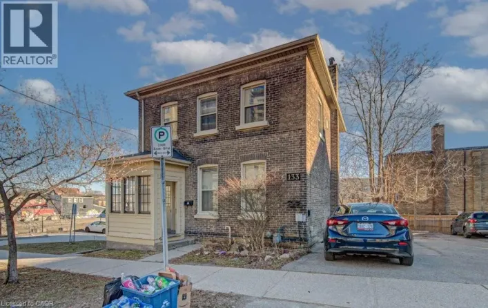 133 DARLING Street, Brantford